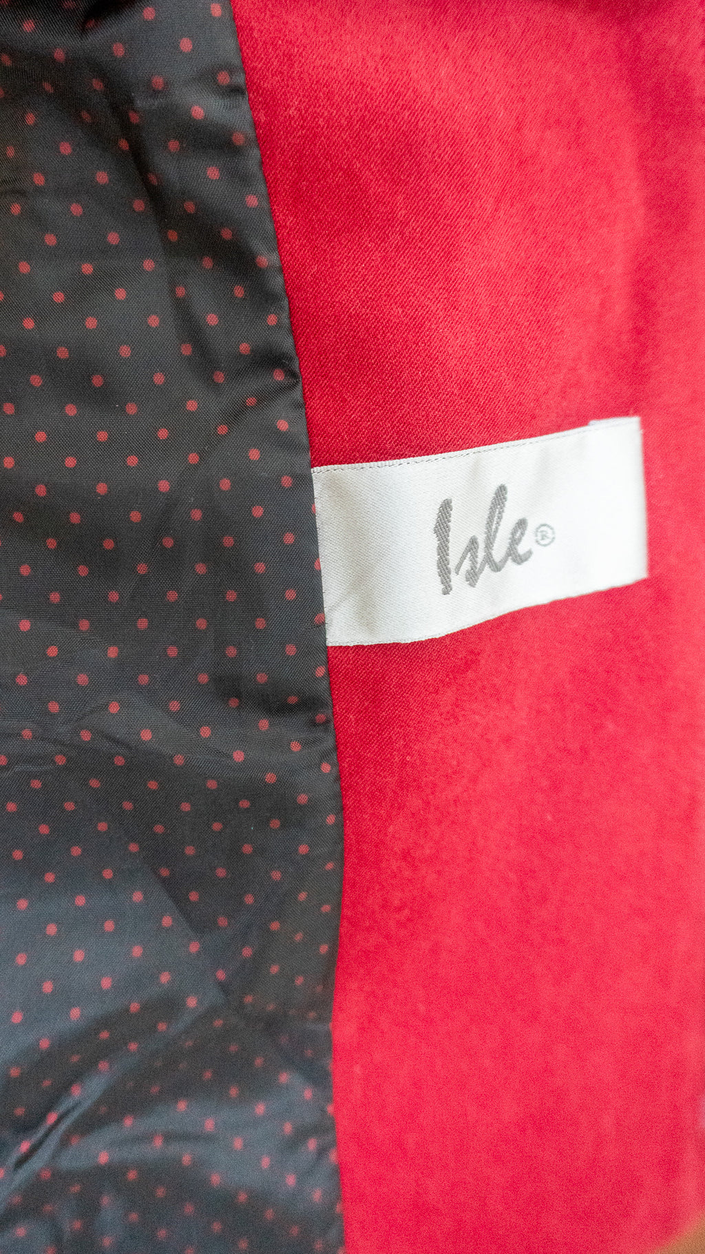 The Crimson Zip - Isle