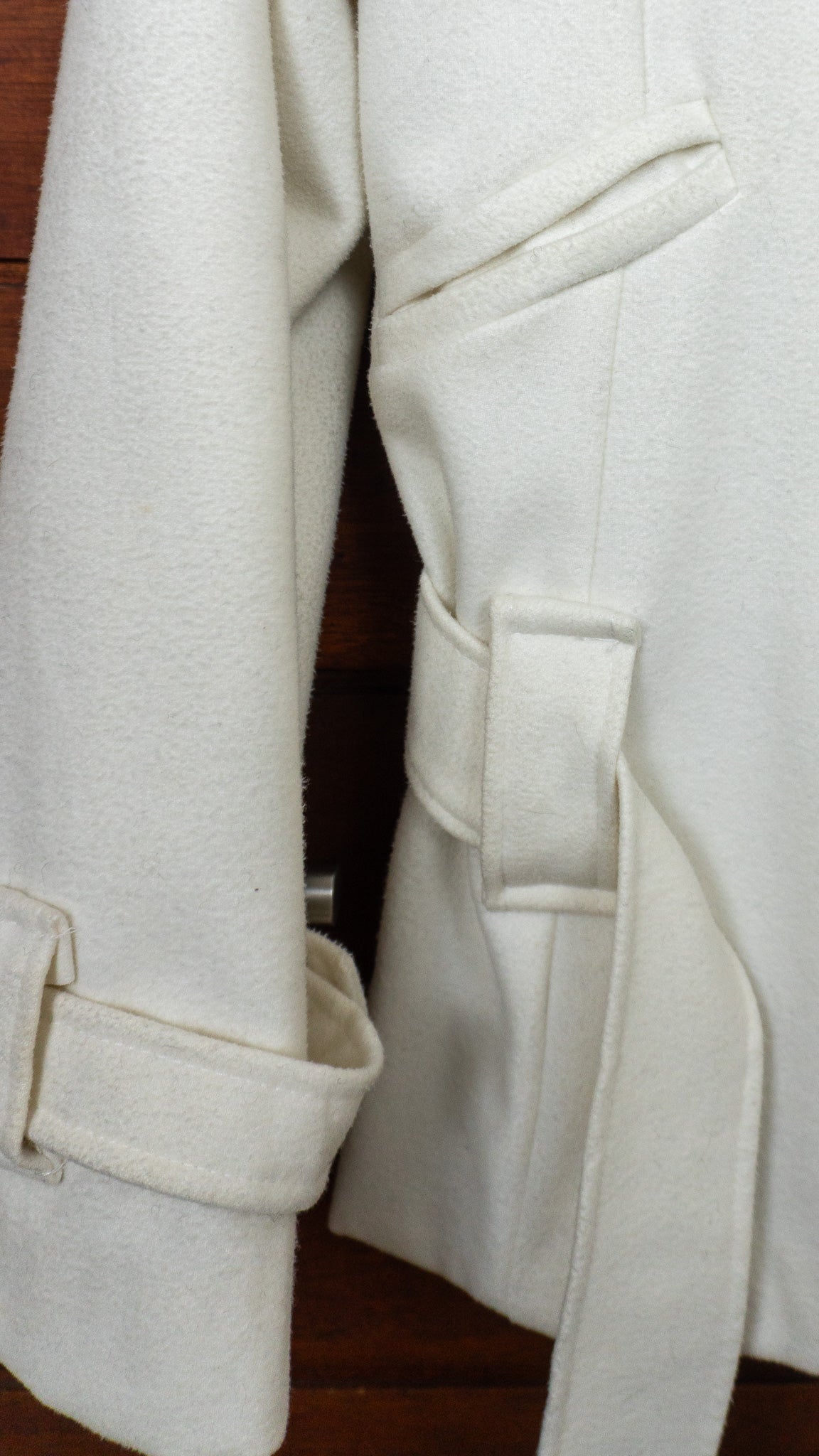 The Ivory Belted - Coconuda