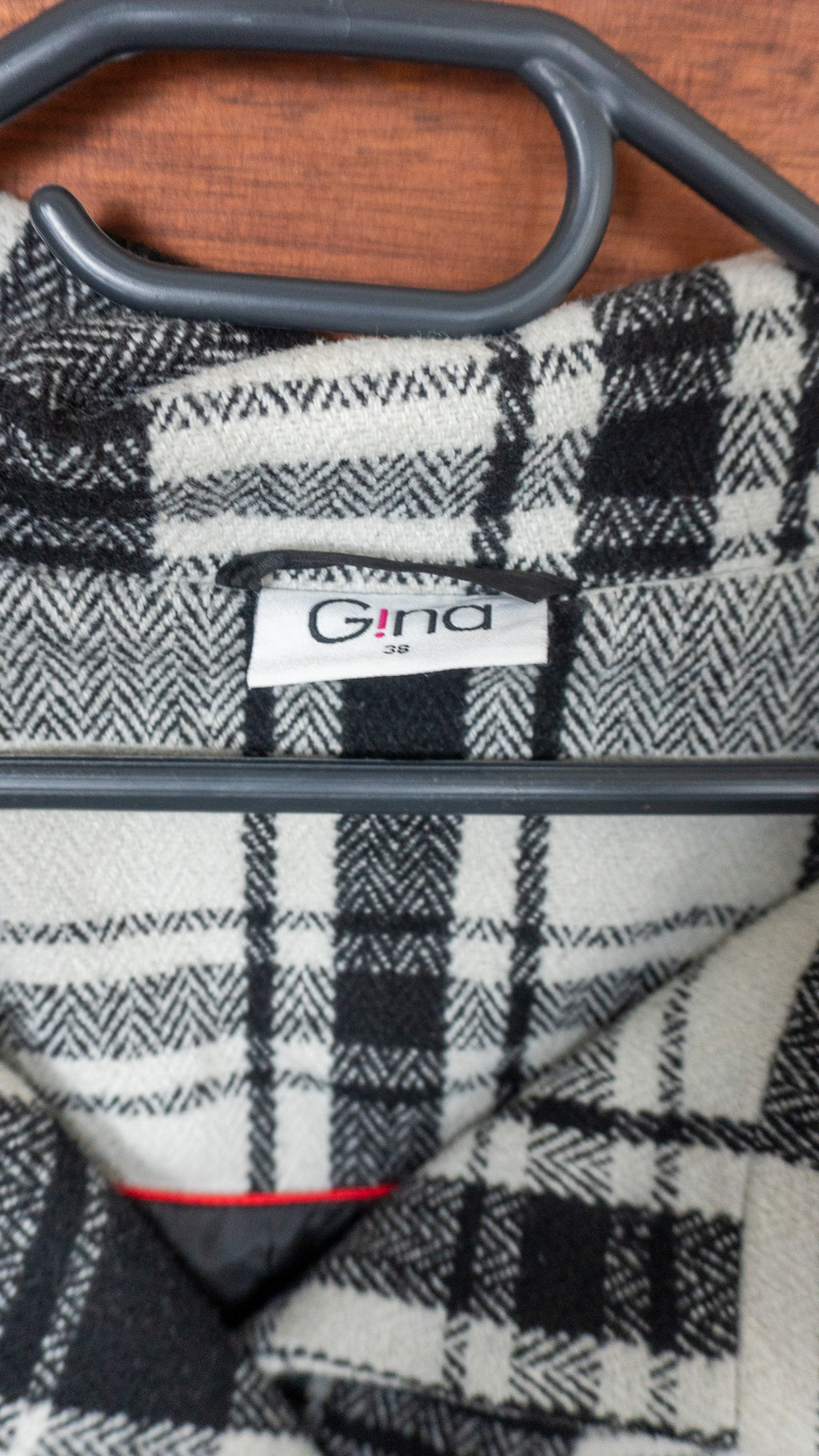 The Black & White Check - Gina