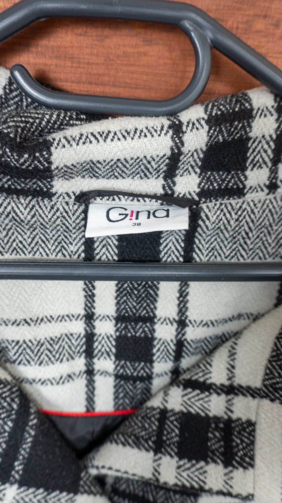 The Black & White Check - Gina