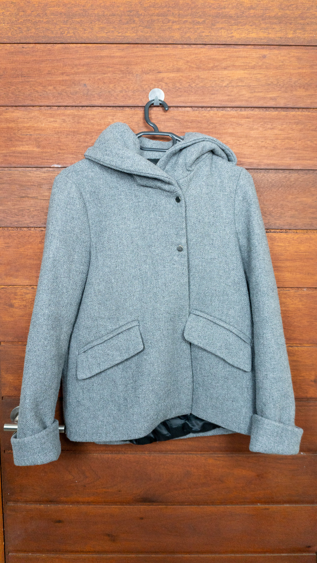 The Grey Hooded - Zara