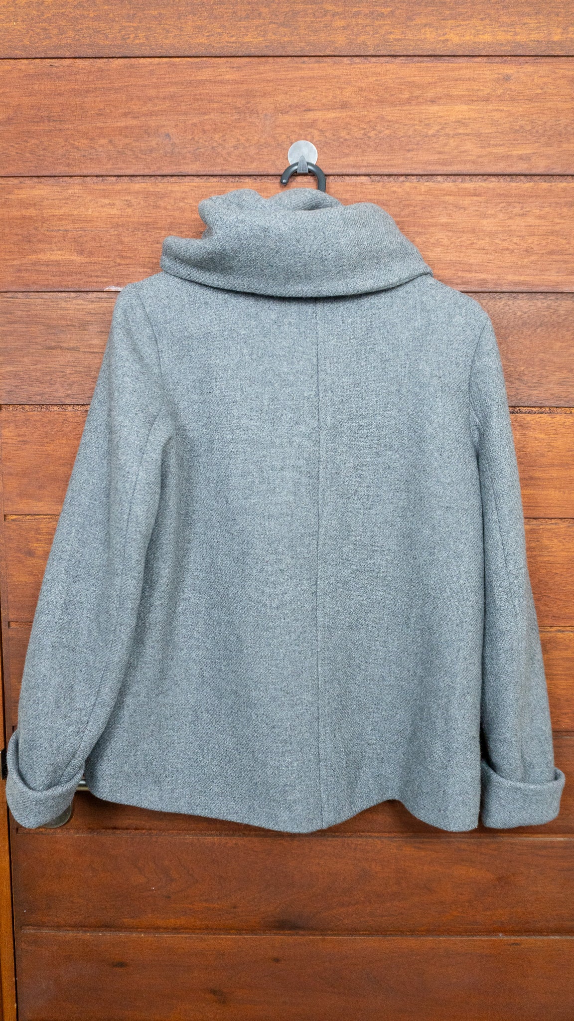The Grey Hooded - Zara