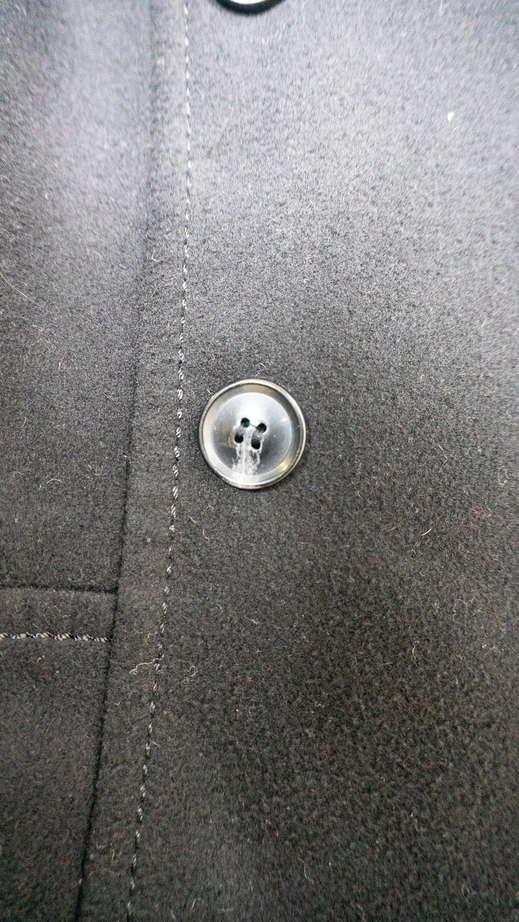 The Black Marbled Button - H&M